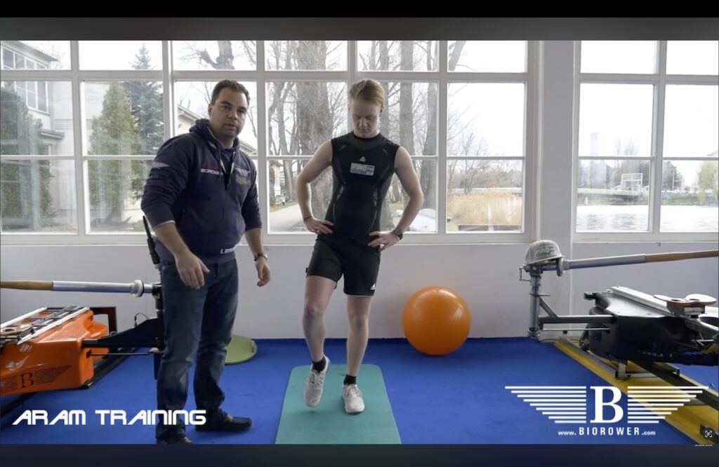aramtraining explains the most important mobilisation exercises for rowing